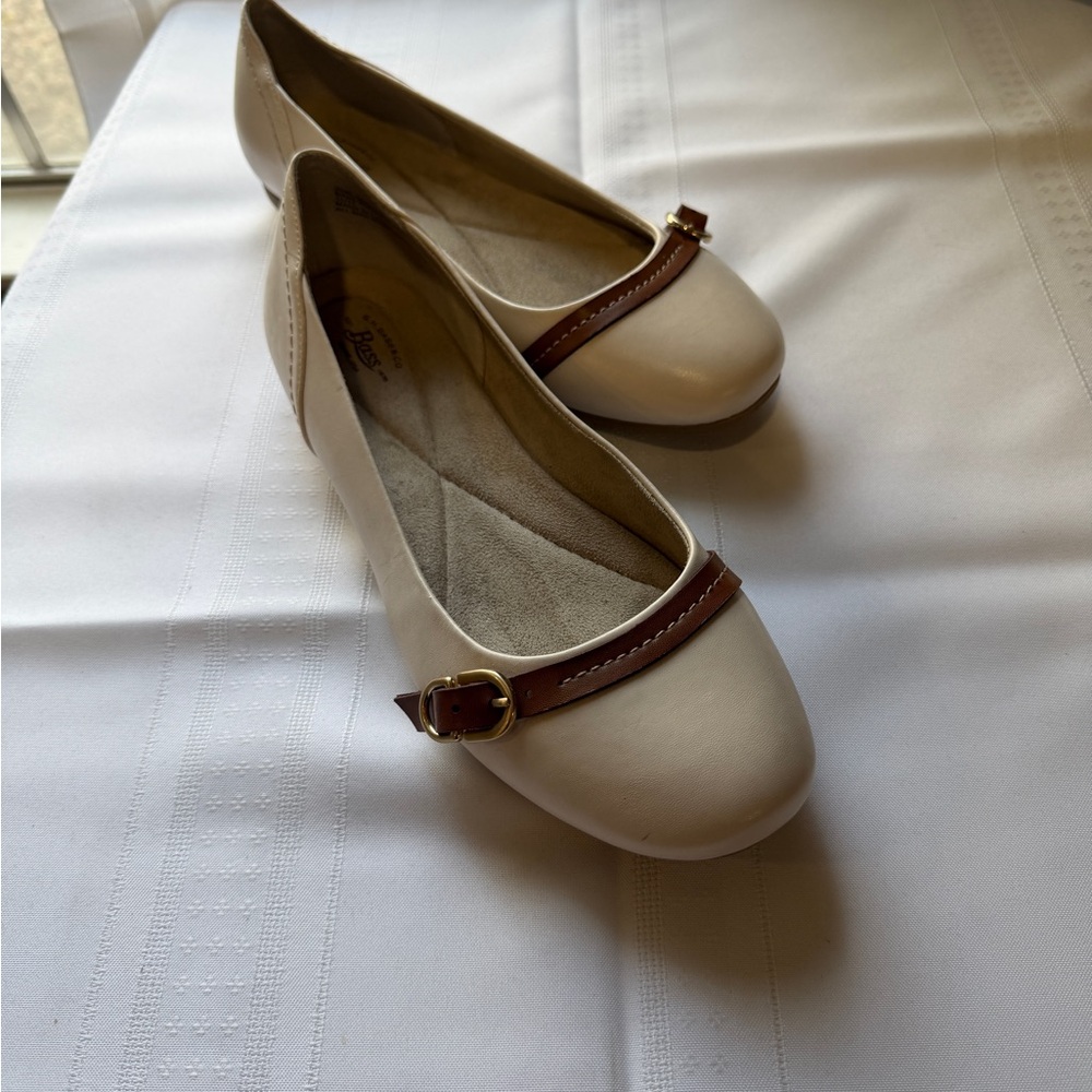 G.H.Bass & Co. “Matilda” Leather Ballet Flats. Size 11 Never Worn